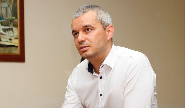 Костадин Костадинов: "Възраждане" ще се противопостави на въведената от КЕВР такса електромер