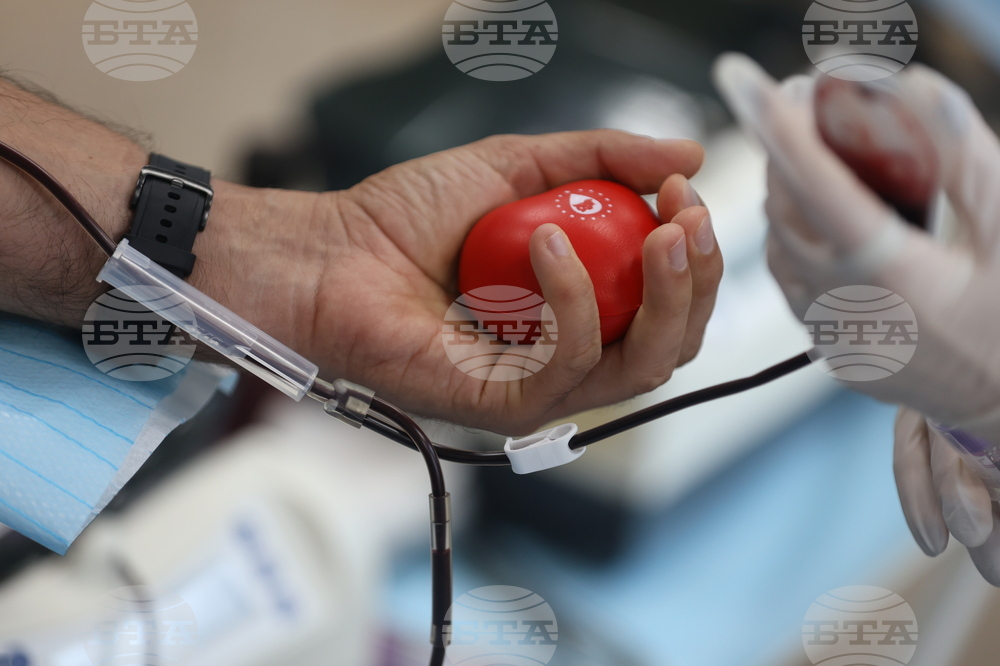 В предстоящите празнични дни ще може да се дарява кръв в Националния център по трансфузионна хематология, акции се организират и в столични болници