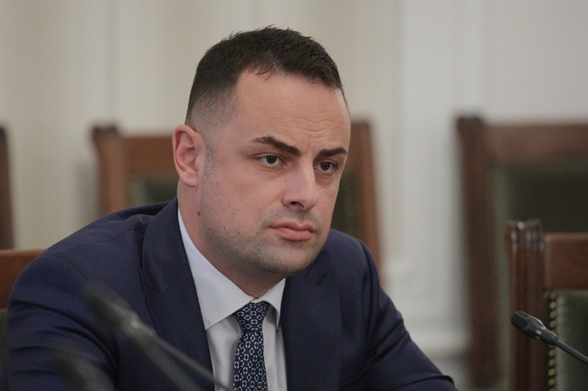 Премиерът Гълъб Донев освободи от поста замeстник-министъра на регионалното развитие и благоустройството Захари Христов
