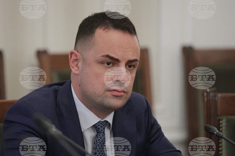 Парламент - Комисия по регионална политика, благоустройство и местно самоуправление