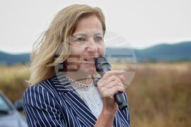 Село Пирне - жътвена кампания - откриване - Лидия Станкова