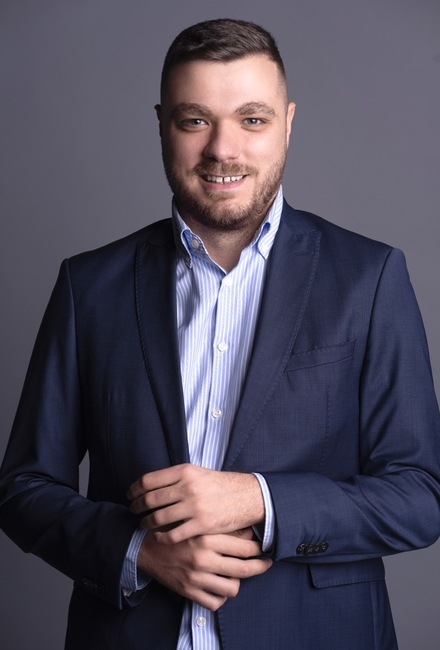 С навлизането в 2024 г. нестабилността на валутите ще се завърне и ще засегне компаниите с търговска дейност, сочи анализ