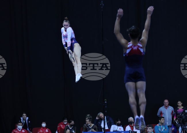  Международната федерация по гимнастика (ФИГ) е предоставила неутрален статут на 250 руски спортисти, треньори и съдии до средата на месец ноември