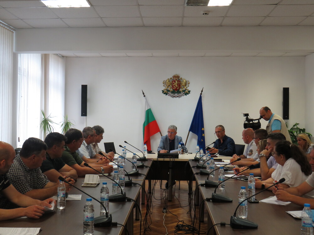 Областна администрация Шумен: Предприети са превантивни мерки за недопускане на пожари по време на жътвената кампания в област Шумен