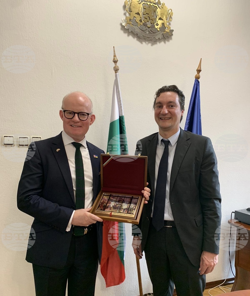 UK's Top Prosecutor Meets with Justice Minister, Deputy Prosecutor General in Sofia