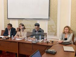 Снимка: Министерство на регионалното развитие и благоустройството - Министърът на регионалното развитие и благоустройството арх. Иван Шишков по време на заседание на Комисията по енергетика в Народното събрание. 