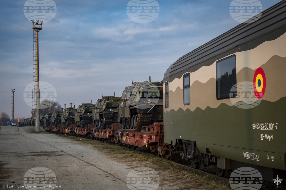 Конвой от френски танкове Льоклер пристигна в Румъния