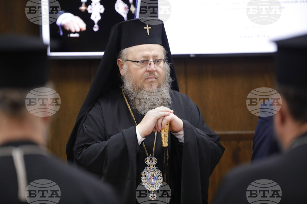 Агресията няма да победи, написа във фейсбук профила си Русенският митрополит Наум