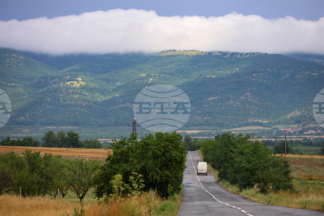 Въвежда се временна организация на движението на Подбалканския път в област Бургас поради ремонт