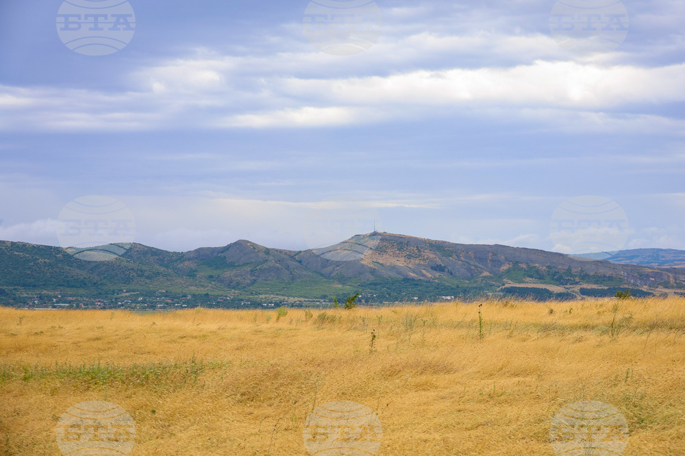 Село Пирне - земеделски земи - изглед