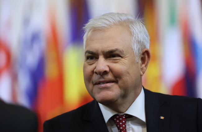 Министрите на отбраната на Румъния и Германия се договориха да задълбочат сътрудничеството във военната подготовка и отбранителната индустрия