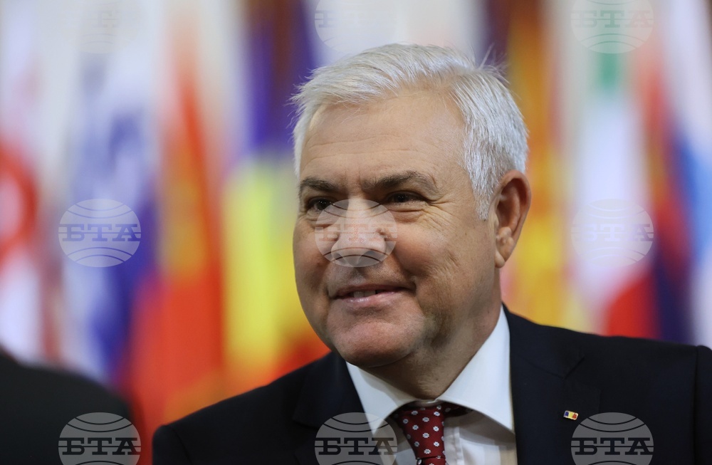 Министри на отбраната - SEDM - Годишна среща - Анджел Тълвър