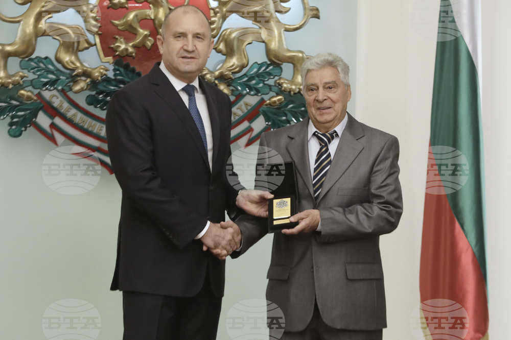 Румен Радев - Почетен знак на президента - спортисти