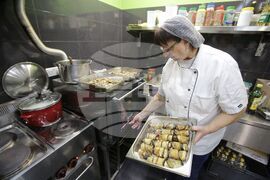 Фондация „Светът на Мария" - Дневен център „Светове“ - италианска кухня - работилница