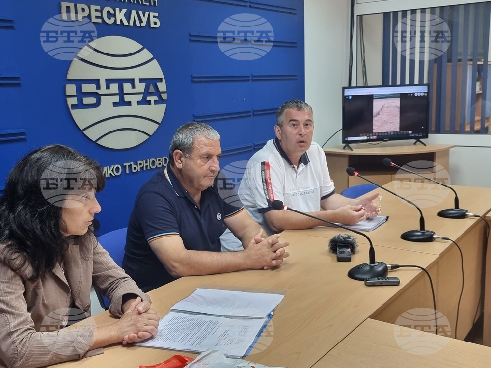 Собственици на ниви в Златаришко алармират, че липсата на общински полски пътища води до невъзможност за събиране на реколтата
