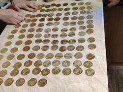 Окръжна прокуратура – Благоевград ръководи разследване за участие в организирана престъпна група за търсене, държане и трафик на движими културни ценности