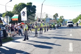 Монтана - местност Чапраза - проход Петрохан - протестиращи