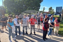 Монтана - местност Чапраза - проход Петрохан - протестиращи