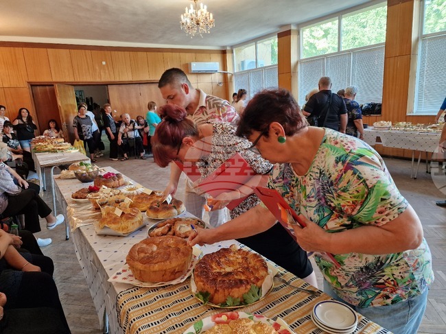 Село Овча могила - фестивал на българската погача
