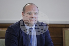 Парламент - Комисия по околната среда и водите