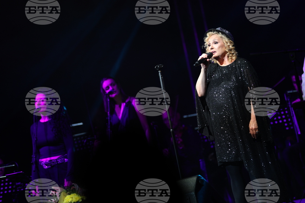 Тони Димитрова пее тази вечер в зала 1 на НДК