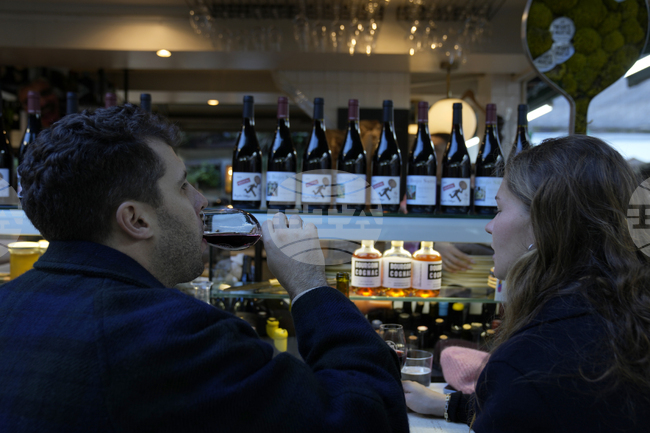 Парижкият салон на виното отваря врати днес на фона на предизвикателства и нови възможности пред сектора