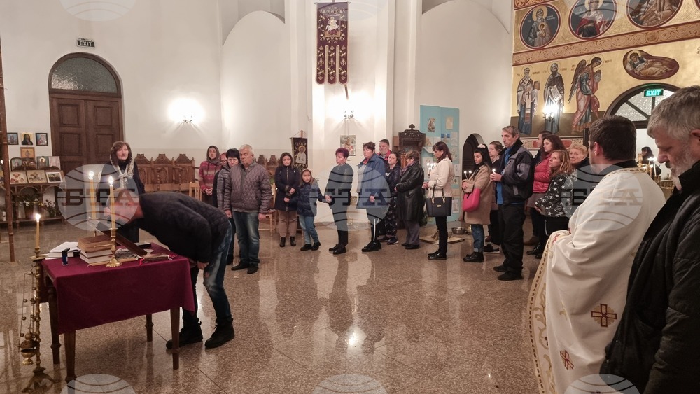 Брезник - храм - Молитва за Александър