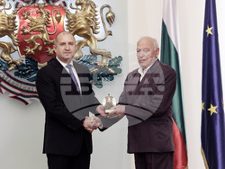 Патентно ведомство - „Златната книга“ - вписване - Томс Хрант Дерсаркисян