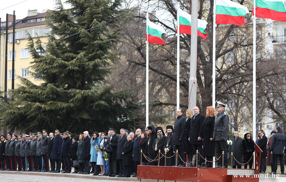 Министърът на отбраната Драгомир Заков: Българската армия ще бъде винаги гарант на териториалната цялост и суверенитета на Република България