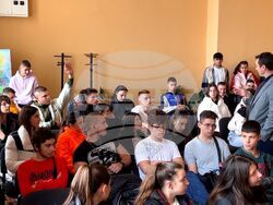 Прокурори от Кюстендил говориха с близо 100 ученици от езикова гимназия „Д-р Петър Берон“ за правото и разделението на властите