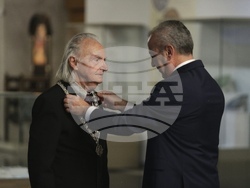 Премиерът Гълъб Донев удостои акад. Людмил Стайков с годишната държавна награда „Св. Паисий Хилендарски“