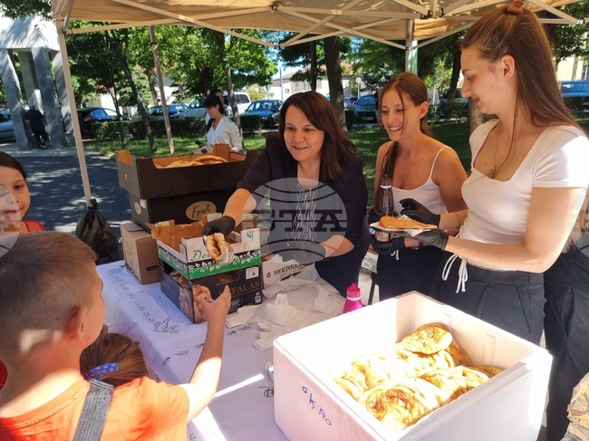 Момчилград - Ден Арифе - мекици