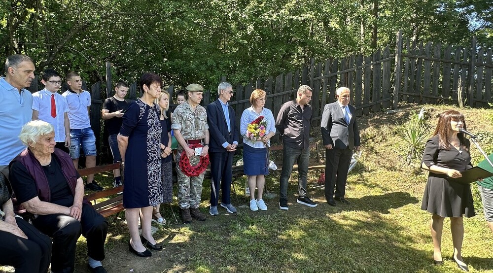 Нинова от Литаково: Историята ни учи никога повече да не допускаме фашизъм