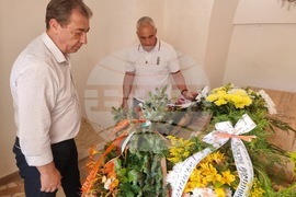 Село Славовица - Александър Стамболийски - костница - поклонение