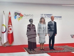Вицепрезидентът Йотова представя България на XVIII Среща на върха на Франкофонията в Тунис