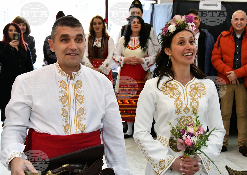 Село Узунджово - сватби с народни носии 