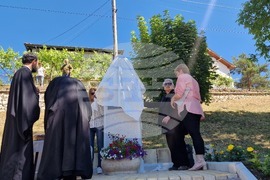 Хвойна - паметник на отец Атанас Аролски - откриване