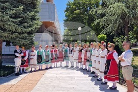 Свищов - фестивал „Харизмата на хорото“