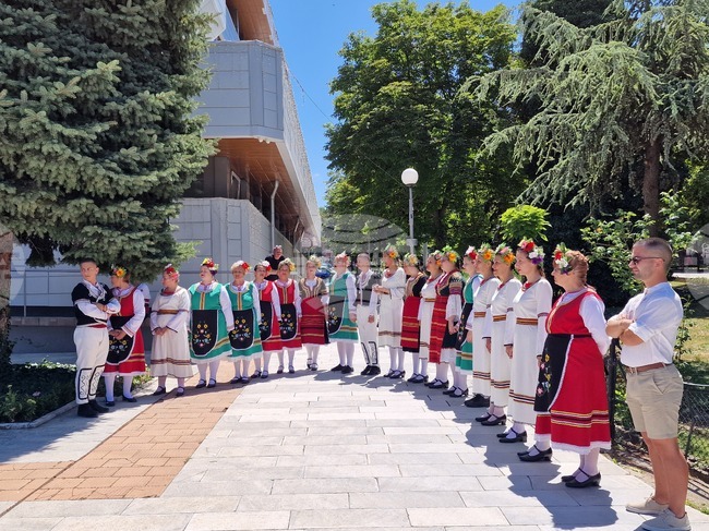  Свищов - фестивал „Харизмата на хорото“