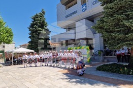 Свищов - фестивал „Харизмата на хорото“