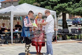 Свищов - фестивал „Харизмата на хорото“