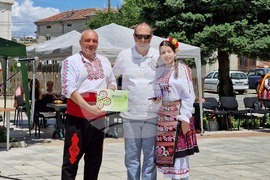 Свищов - фестивал „Харизмата на хорото“