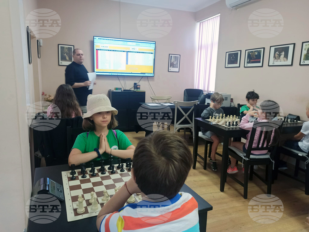 Шумен - турнир по ускорен шахмат за деца "Шахматно лято"