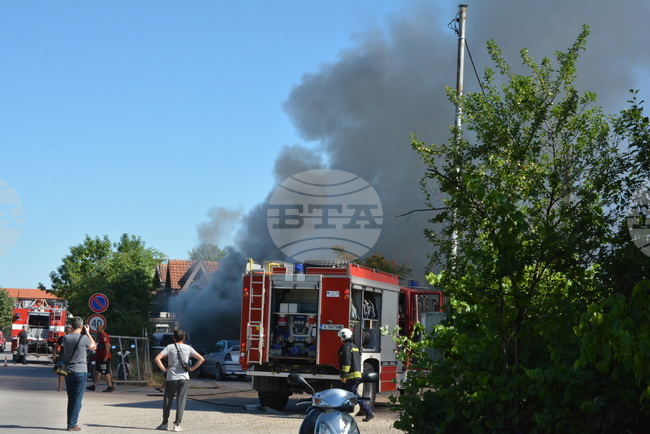 Хасково - автосервиз - пожар