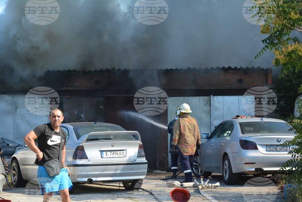 Хасково - автосервиз - пожар