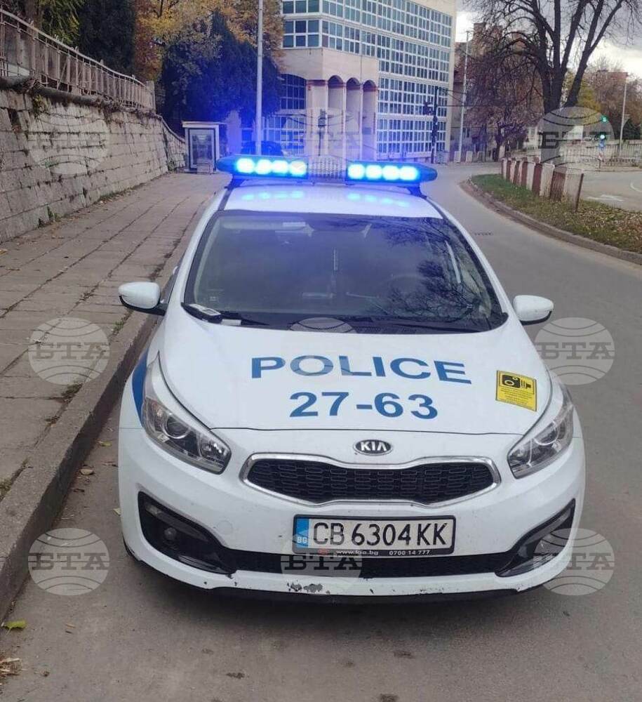 Man Driving Five Illegal Migrants Detained