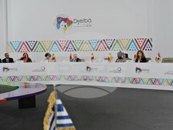 В редица дебати участва Илияна Йотова на Срещата на върха на Франкофонията в Тунис