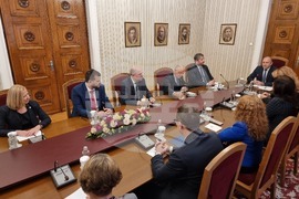 Румен Радев - „Демократична България“ - консултации