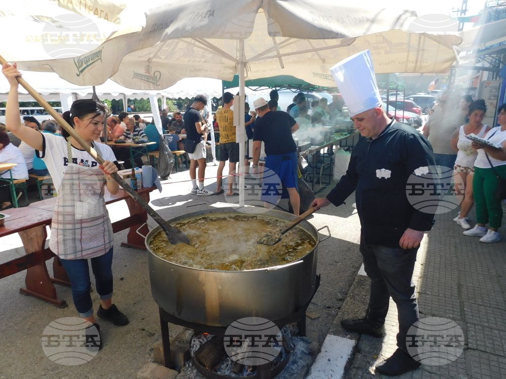 Село Мерданя - фестивал „Хайдушка песен“