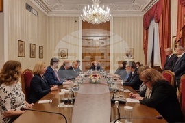 Румен Радев - „Демократична България“ - консултации